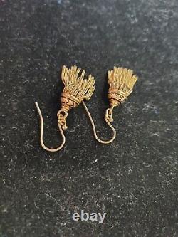 14k Gold Dainty Victorian / Edwardian Black Enamel Earrings
