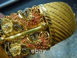 22K Yellow Gold Bangle Bracelet Red Black Enamel Floral Design 36.2 Grams