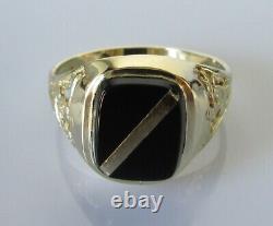 9ct Gold Ring 9ct Yellow Gold Black Enamel Oblong Signet Ring Size T 1/2