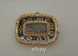 Antique 15 ct gold and black enamel memorial /mourning pin brooch /pendant