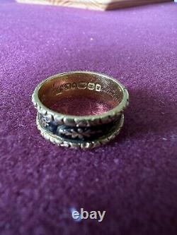 Antique 18ct gold black enamel Georgian memorial ring