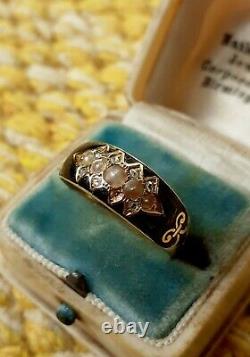 Antique Victorian/Edwardian gold seed pearl diamond mourning ring black enamel