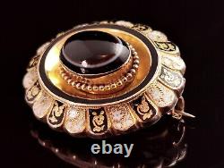 Antique banded agate mourning brooch, 9ct gold, Black enamel and White enamel, V