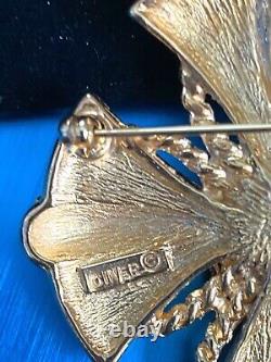 Awesome Ciner Maltese Cross Cabochon Crystal Black Enamel18k Gold Plated Brooch