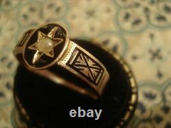 Beautiful, Finely Crafted Antique Victorian Pearl & Black Enamel 15CT Gold Ring