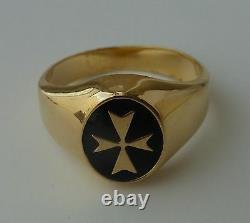 New 18ct yellow gold signet ring oval solid maltese cross black enamel all size