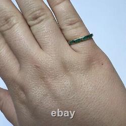 Solid 10K Yellow Gold Green Enamel with Clover Stackable Ring Size 6.75