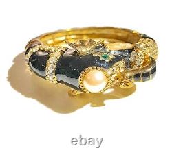 VINTAGE JEWELRY 1960s Black Noir Enamel Elephant Rhinestone Gold Bangle Bracelet