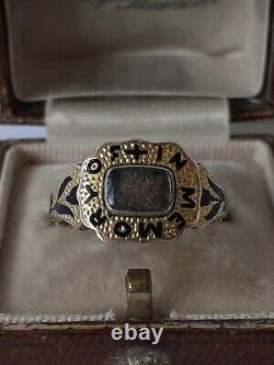 Victorian Yellow Metal & Black Enamel In Memory Of Mourning Ring Size L ¹/²