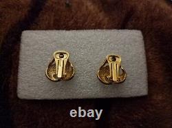 Vintage Black Gold Triple Flower Spiral Swirl Twist Enamel Stud Clip On Earrings