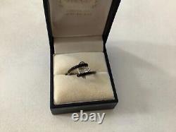Women's 14K white gold ring with black enamel and diamonds UK size N