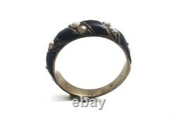 Anticique Taux Victorien Anglais 15k Gold Black Enamel & Pearl Ring C1890