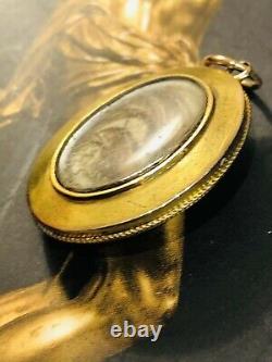 Antique Victorien 15 Ct Gold Mourning Locket / Pendentif Blanc Et Noir Enamel 1880