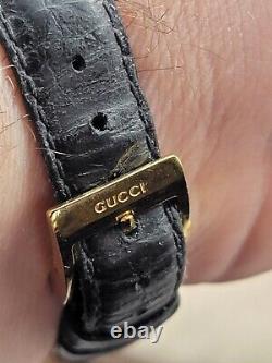 Gucci'stack' 2000m Enamel Montre Quartz En Plaqué Or De Fabrication Suisse