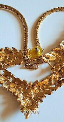 Trifari Bracelet Et Boucles D'oreilles En Émail Noir Gold-tone Cascading Floral Bib Bracelet & Boucles D'oreilles