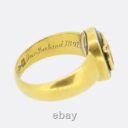 Verrouillage Victorien 1830s Black Enamel Mourning Ring 18ct Yellow Gold
