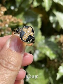 Vieille Antique 19ème Siècle Gold Split Pearl Croix Et Black Enamel Mourning Ring