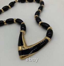 Vintag 1988 Napier Gold Plated Black Resin Perled Necklace 24 En Vedette Dans Le Livre
